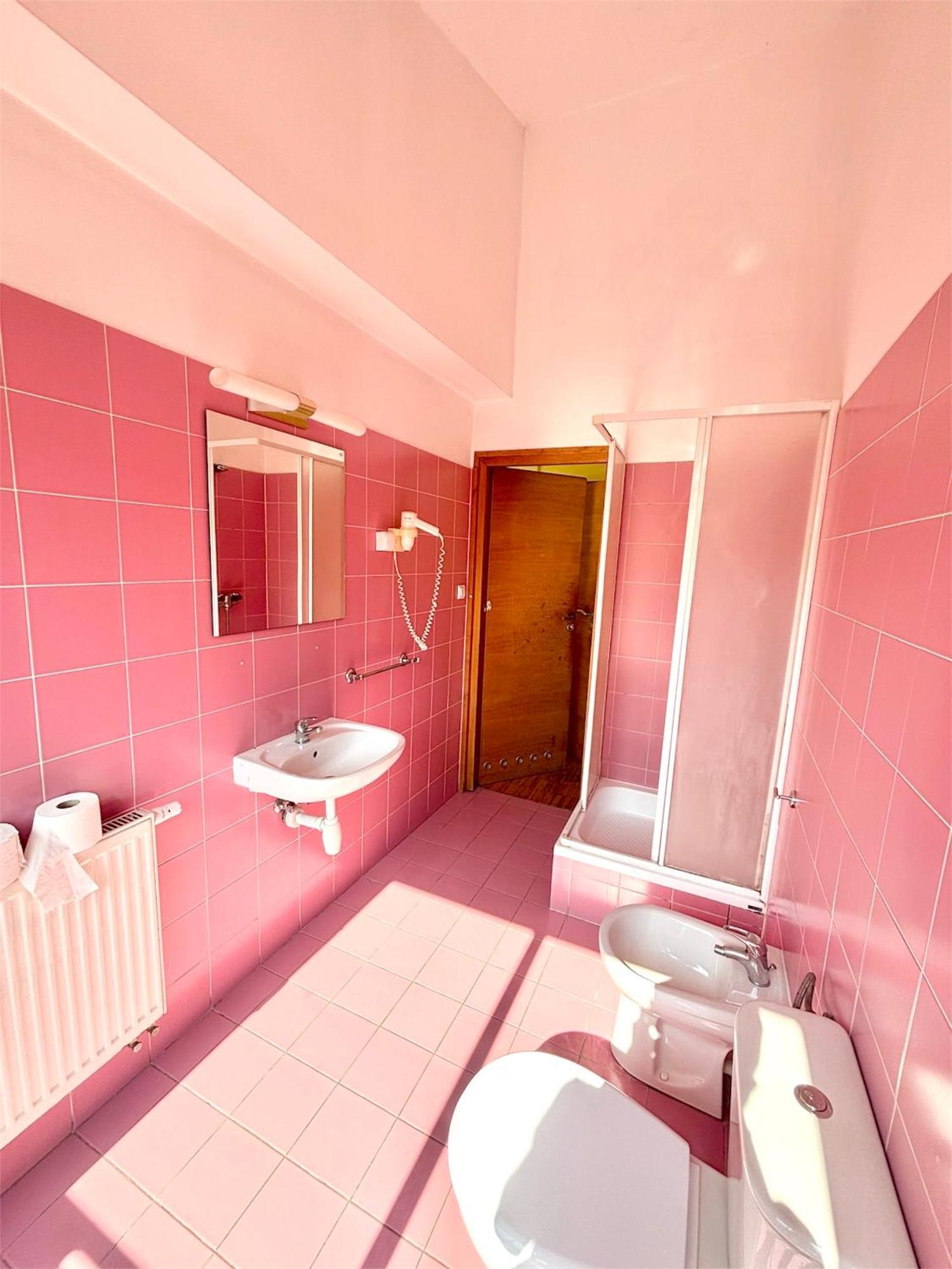 Hostel Nuove Frontiere Νίσα Εξωτερικό φωτογραφία
